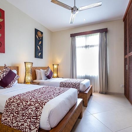Villa Seriska Seminyak Exteriör bild