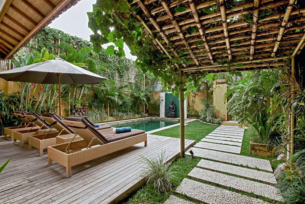 Villa Seriska Seminyak Exteriör bild