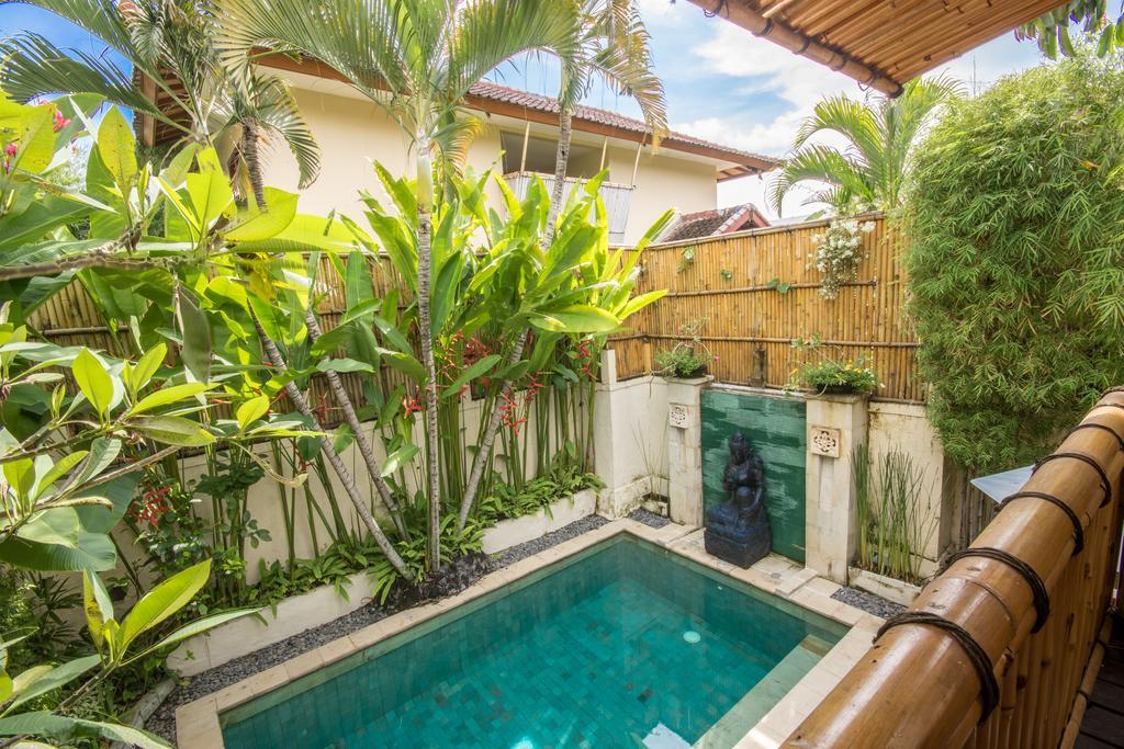 Villa Seriska Seminyak Exteriör bild