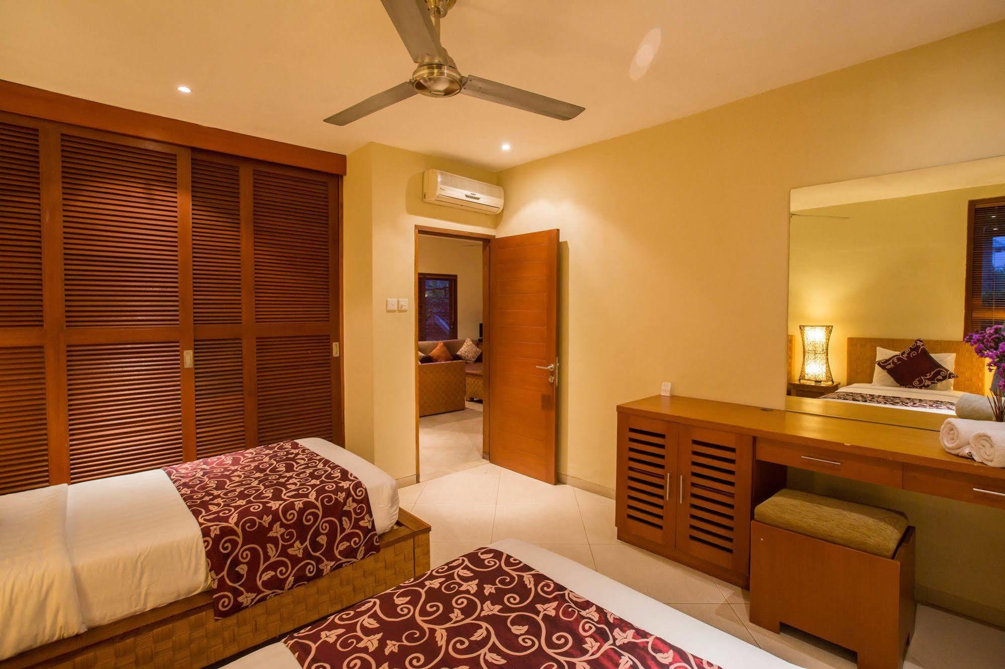 Villa Seriska Seminyak Exteriör bild